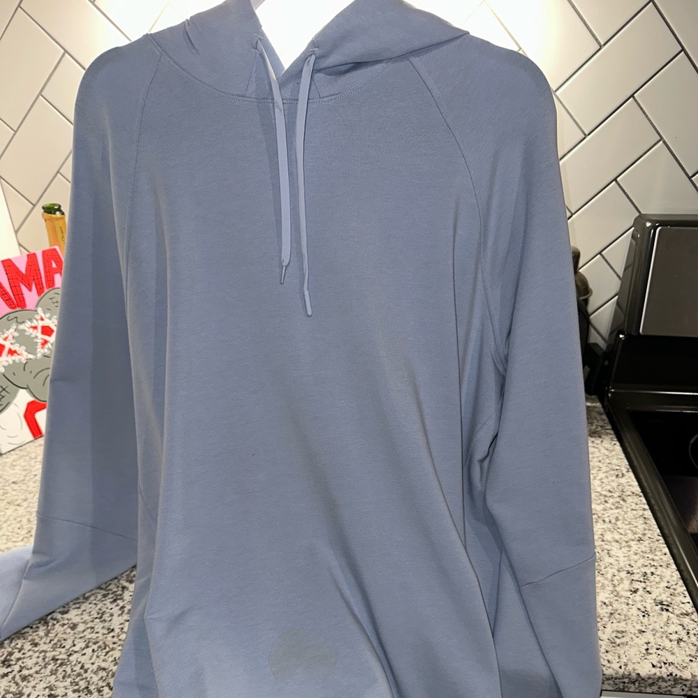 Men’s Lululemon Hoodie, XL
